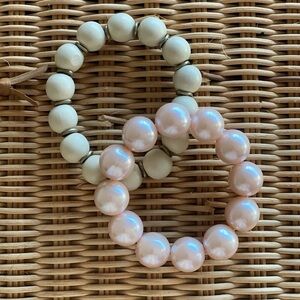 Set of‎ 2 faux pearl bracelets